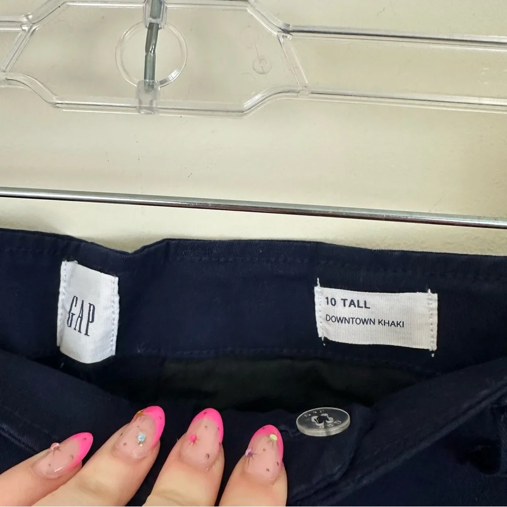 Gap Downtown Khaki Pants in Navy Straight Leg Fit Size 10 Tall Women's NWT - Picture 5 of 6